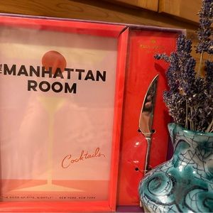 NIB Kate Spade Manhattan Room Cheese Tray & Knife
